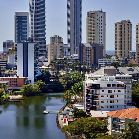 Amazing Views Surfers Paradise 2 Bedroom Unit Close To Everything Gold Coast Buitenkant foto