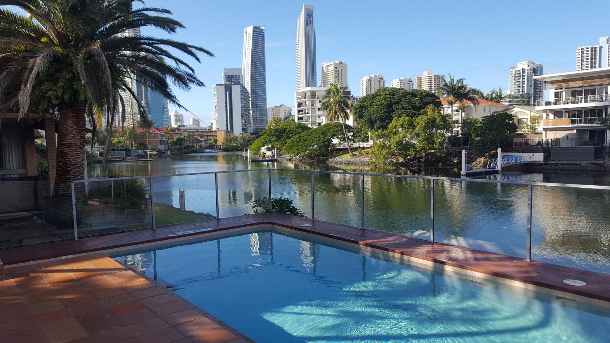 Amazing Views Surfers Paradise 2 Bedroom Unit Close To Everything Gold Coast Buitenkant foto