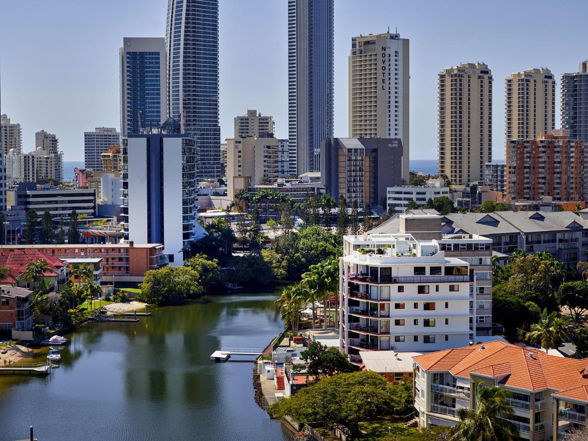 Amazing Views Surfers Paradise 2 Bedroom Unit Close To Everything Gold Coast Buitenkant foto